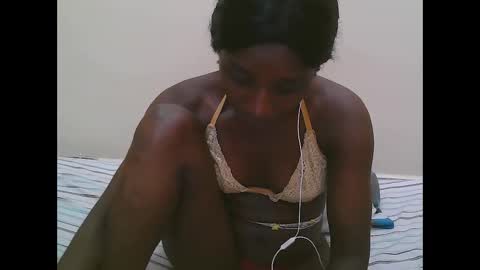 Snapshot of pretty_do chatting on 02-03-26, 12:53 pretty online show from 02-03-26, 12:53