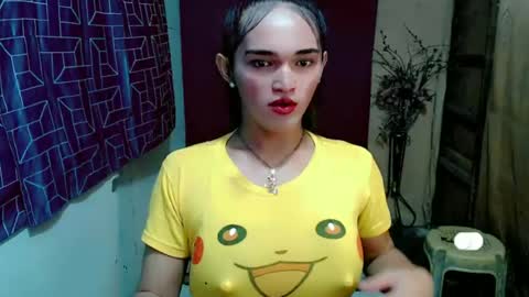 Snapshot of pretty_lady_kitty chatting on 06-17-26, 11:34 pretty_lady_kitty online show from 06-17-26, 11:34