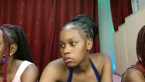 Snapshot of pretty_lioness_ chatting on 03-01-26, 05:48 Pretty online show from 03-01-26, 05:48