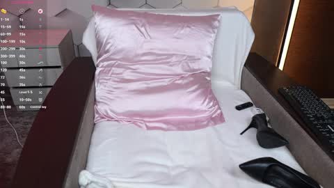 Pretty Marta online show from 04-09-26, 12:21