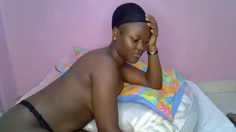 pretty_maya2 online show from 10-06-25, 11:46