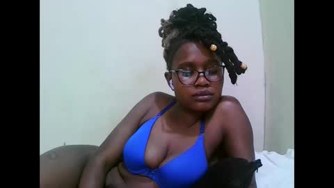 pretty_mellan online show from 01-25-25, 11:00
