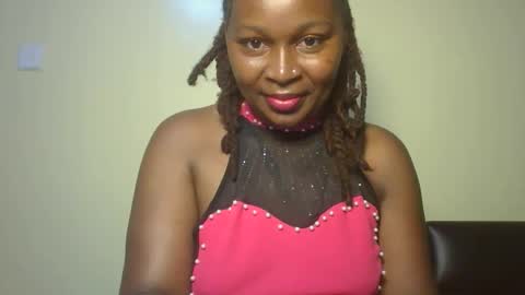 Snapshot of pretty_mwihaki chatting on 01-15-26, 07:02 Essy online show from 01-15-26, 07:02