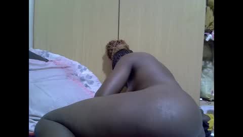 Snapshot of pretty_shalley chatting on 09-19-25, 08:09 pretty_shalley online show from 09-19-25, 08:09