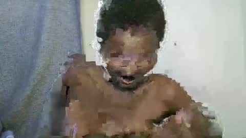 pretty_shanz online show from 10-22-25, 04:57