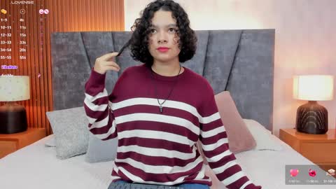 Daisy Flower online show from 01-25-25, 01:54