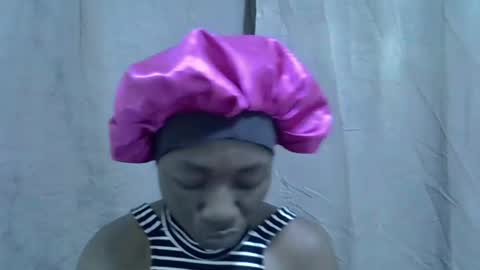 Snapshot of pretty_swirl chatting on 02-22-26, 09:46 Twirl online show from 02-22-26, 09:46