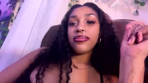 Snapshot of prettyblackgal chatting on 12-03-25, 07:49 prettyblackgal online show from 12-03-25, 07:49