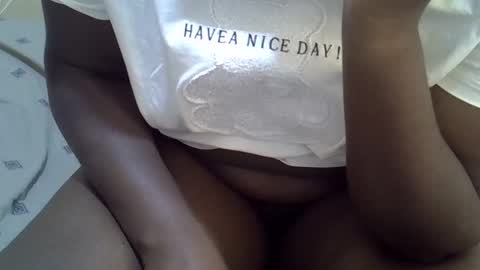 prettybooty1 online show from 02-27-25, 04:09