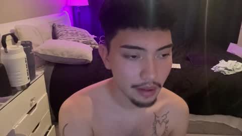 Snapshot of prettyboyken chatting on 04-19-26, 11:51 boy ken online show from 04-19-26, 11:51