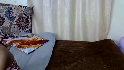 Bunny online show from 11-24-25, 12:43