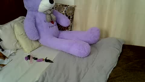 Bunny online show from 12-16-25, 04:56