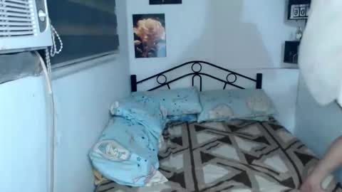 ASHLEY online show from 10-04-25, 10:35