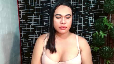 Snapshot of prettydiannara chatting on 10-12-25, 11:20 prettydiannara online show from 10-12-25, 11:20