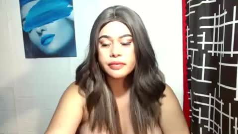 Snapshot of prettydiannara chatting on 10-26-25, 01:00 prettydiannara online show from 10-26-25, 01:00