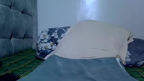 Snapshot of prettyelsie chatting on 02-25-26, 01:04 Prettiesexxy online show from 02-25-26, 01:04