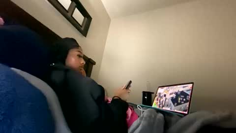 prettyfacefemale online show from 02-03-26, 06:22