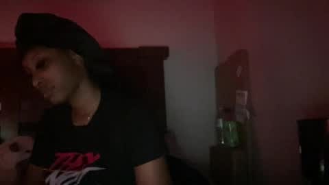 Snapshot of prettyfacefemale chatting on 08-05-26, 06:38 prettyfacefemale online show from 08-05-26, 06:38