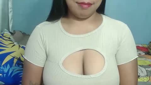 prettygirl_ynna online show from 02-25-26, 12:09