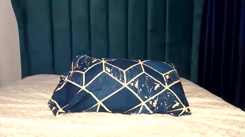 Snapshot of prettygoddess1 chatting on 11-01-25, 06:48 Mary online show from 11-01-25, 06:48