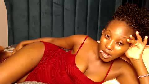 Snapshot of prettygoddess1 chatting on 11-04-25, 06:07 Mary online show from 11-04-25, 06:07