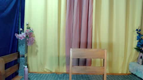 Snapshot of prettylexxxa chatting on 01-06-25, 02:26 goddess lexxa online show from 01-06-25, 02:26