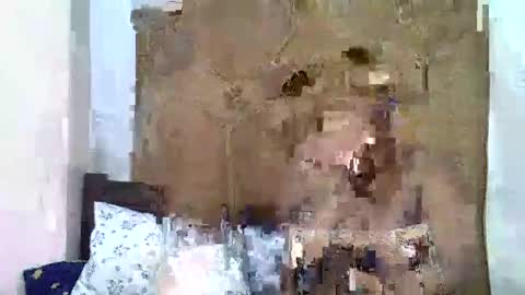 prettymel_ online show from 03-04-25, 04:41