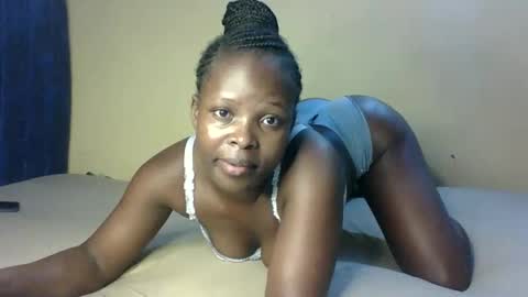 Melly online show from 10-26-25, 06:14