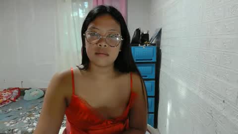 Snapshot of prettyoliviax chatting on 01-08-25, 11:09 olivia for short oliv online show from 01-08-25, 11:09