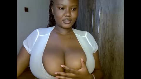 pearl online show from 12-11-24, 01:17