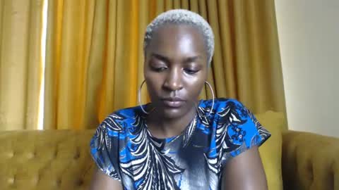 Snapshot of prettyquee chatting on 12-05-24, 08:44 sasha online show from 12-05-24, 08:44