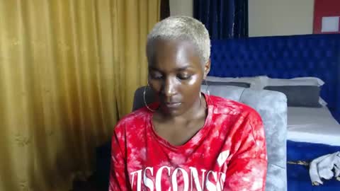 Snapshot of prettyquee chatting on 01-13-25, 10:03 sasha online show from 01-13-25, 10:03