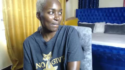 Snapshot of prettyquee chatting on 01-15-25, 10:38 sasha online show from 01-15-25, 10:38