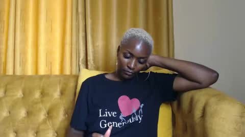 Snapshot of prettyquee chatting on 01-21-25, 09:24 sasha online show from 01-21-25, 09:24