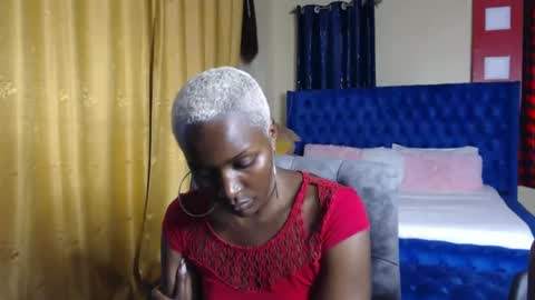 Snapshot of prettyquee chatting on 02-05-25, 02:48 sasha online show from 02-05-25, 02:48