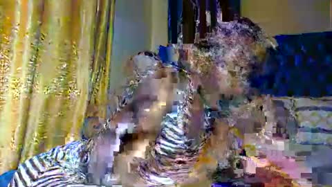 Snapshot of prettyquee chatting on 11-10-25, 07:13 sasha online show from 11-10-25, 07:13