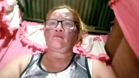 Snapshot of prettyrose01 chatting on 07-30-26, 01:54 prettyrose01 online show from 07-30-26, 01:54