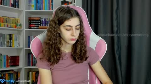 Snapshot of prettysomething chatting on 12-09-24, 06:03 Sophie  next stream will be at Monday  i will wait you guys  online show from 12-09-24, 06:03
