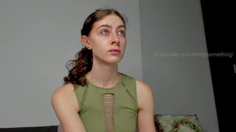 Snapshot of prettysomething chatting on 01-28-25, 03:35 Sophie  next stream will be at Monday  i will wait you guys  online show from 01-28-25, 03:35