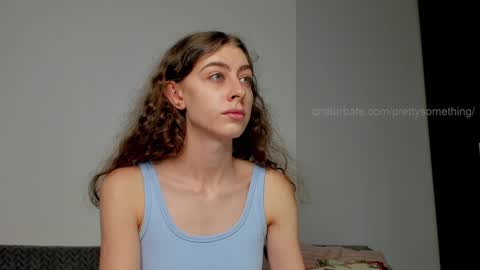 Snapshot of prettysomething chatting on 01-30-25, 09:14 Sophie  next stream will be at Monday  i will wait you guys  online show from 01-30-25, 09:14
