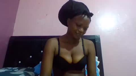 Snapshot of prettywendy21 chatting on 09-09-25, 04:28 prettywendy21 online show from 09-09-25, 04:28