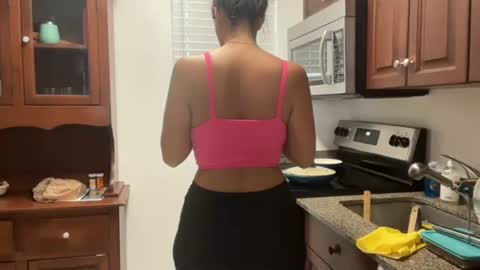 prettyyykittyyy22 online show from 09-17-25, 05:58