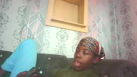 prettyzuzu online show from 09-15-25, 05:07