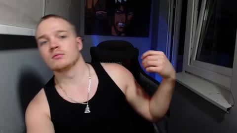 Snapshot of princ4real chatting on 09-12-25, 07:58 prince online show from 09-12-25, 07:58