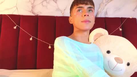 PRINCEPOPPY  online show from 10-02-25, 08:49