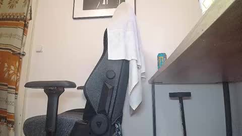 Prince Of Prague online show from 11-14-25, 08:51