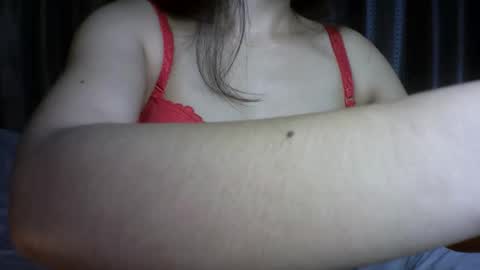 Snapshot of princess916446 chatting on 01-11-26, 04:17 princess online show from 01-11-26, 04:17