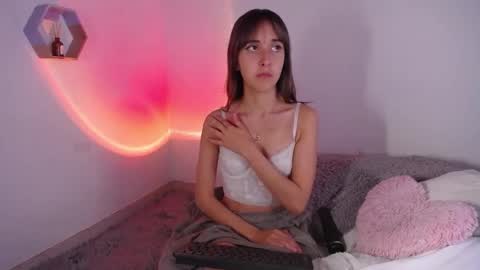 Emily online show from 09-22-25, 05:15