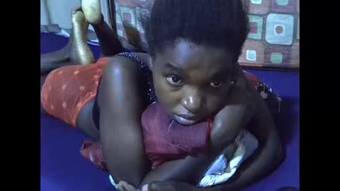 princess_scovia online show from 10-26-25, 07:20