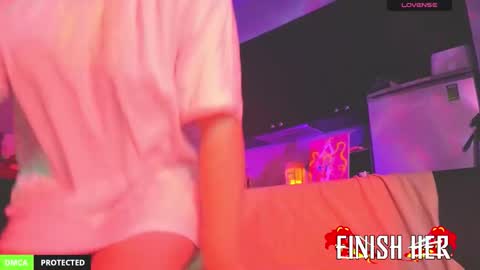 Yo Im Sofiee online show from 12-05-25, 04:47